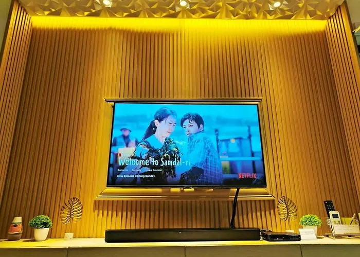 Cozy At Mplace Near Timog Quezon